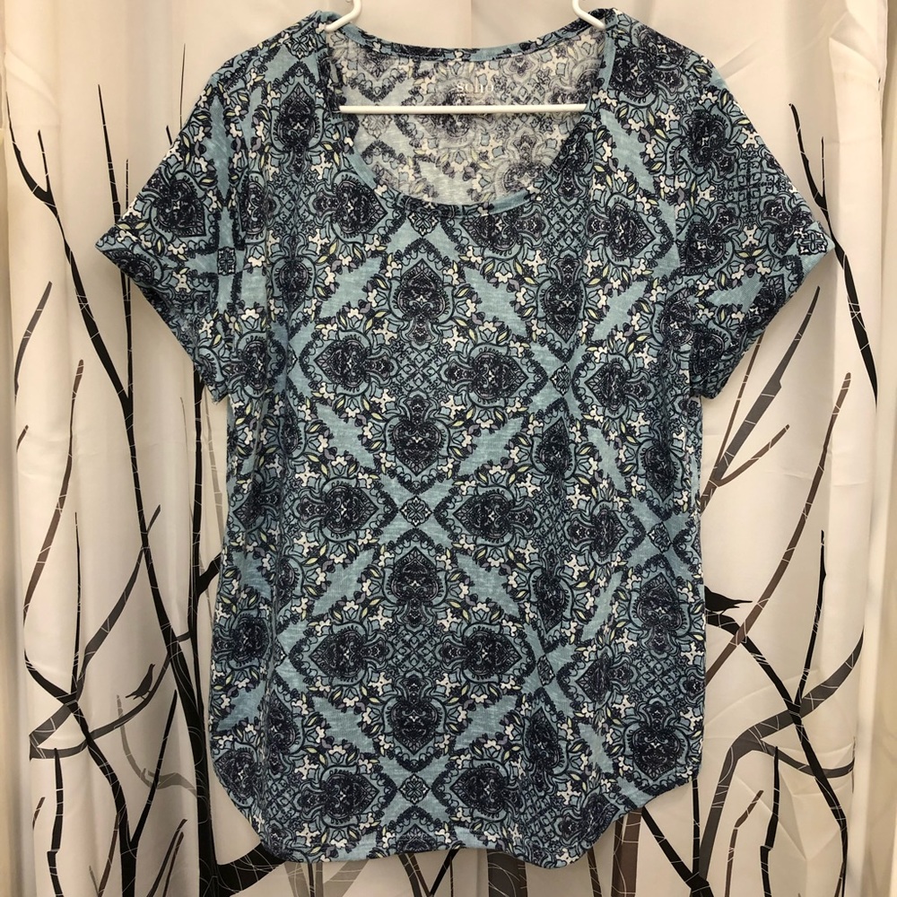 Women’s NY &Co XXL printed Soho shirt. Worn once